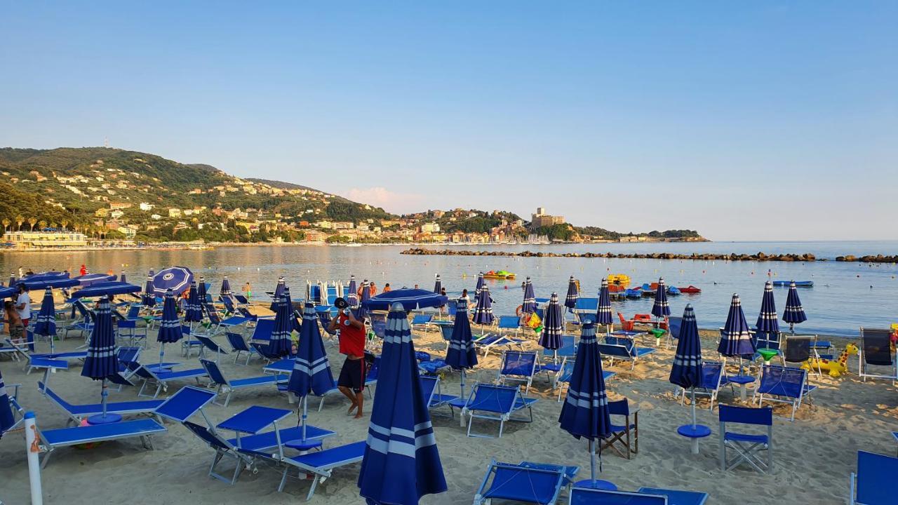Comodo Al Mare Lerici Exterior foto